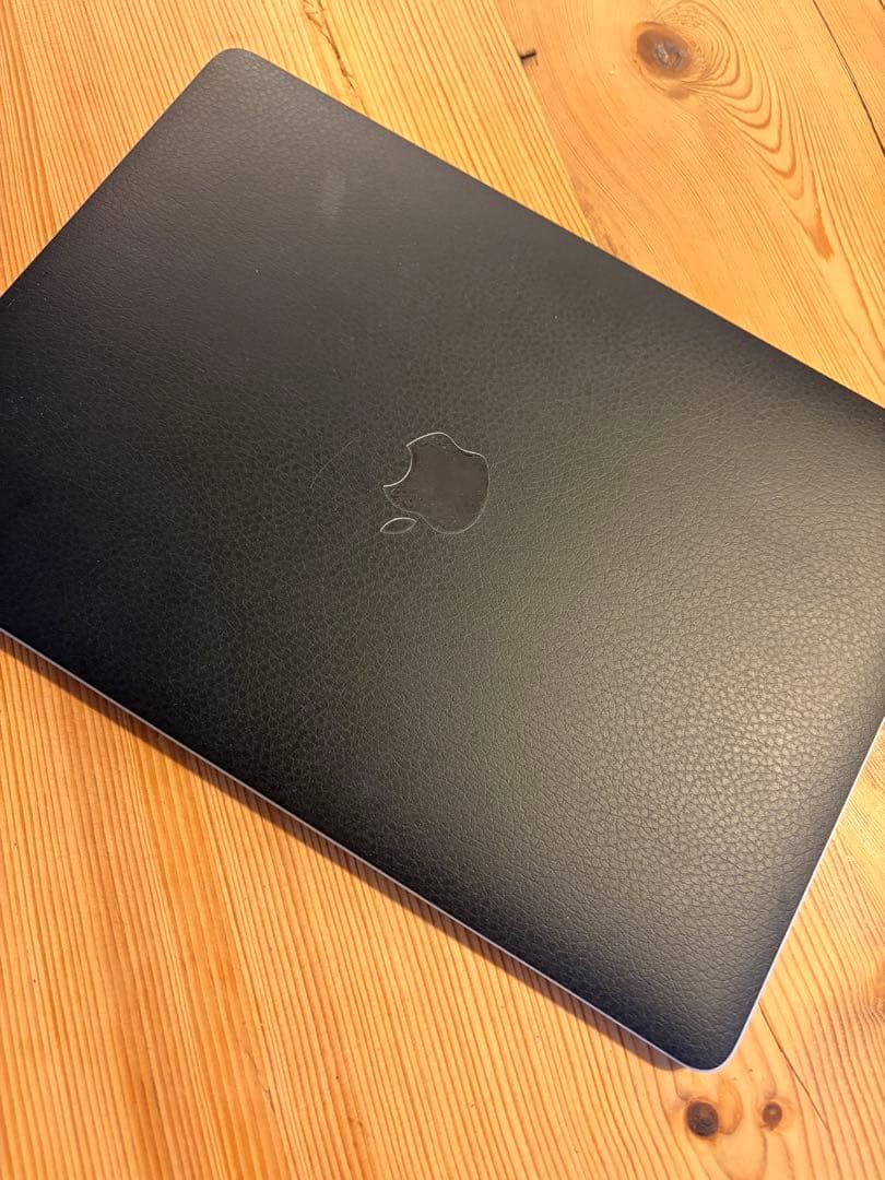 Apple MacBook Air M1 512GBスペースグレー スキンシール