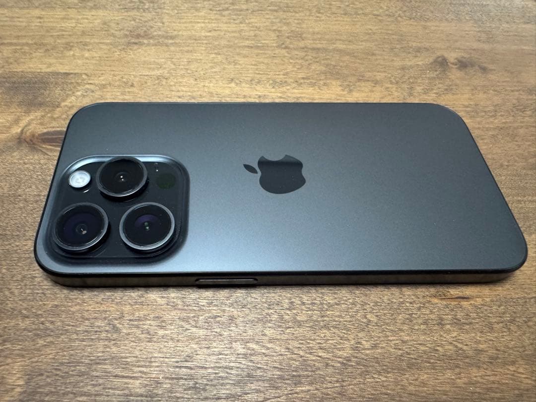 【箱付き美品】iPhone15Pro 256GB SIMフリー