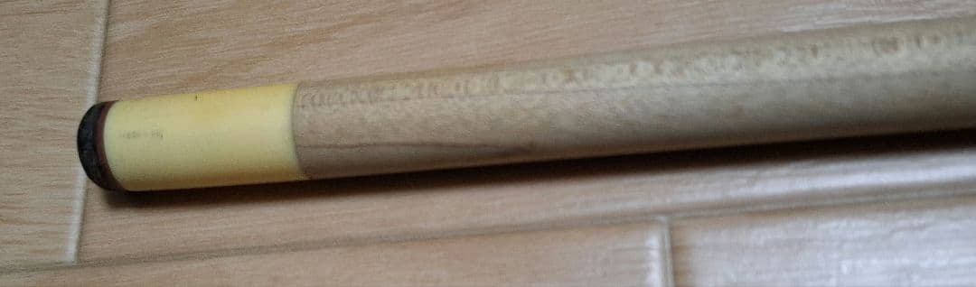 ビリヤードキュー 木製ケース付き
