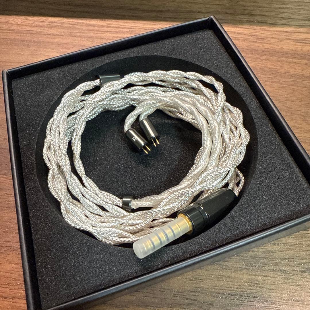 イヤホン 64AUDIO Shielded Silver-Core Cable 4.4