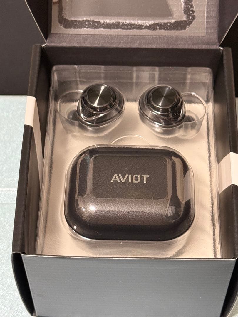 AVIOT TE-A1 ブラック　ワイヤレスイヤホン　ほぼ未使用