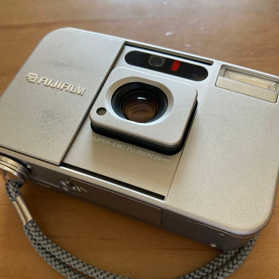 FUJIFILM TIARA コンパクトフィルムカメラ