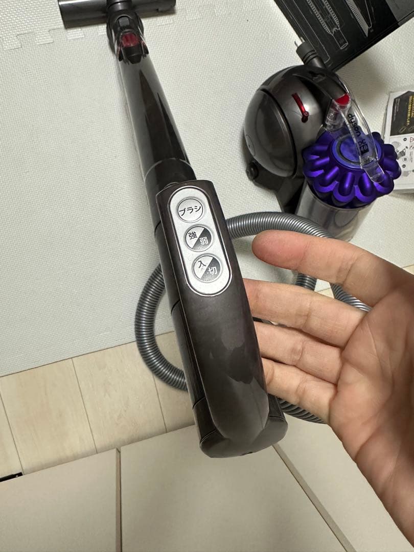 ダイソン 電気掃除機 DC48 説明書付き 付属品付き2013年式