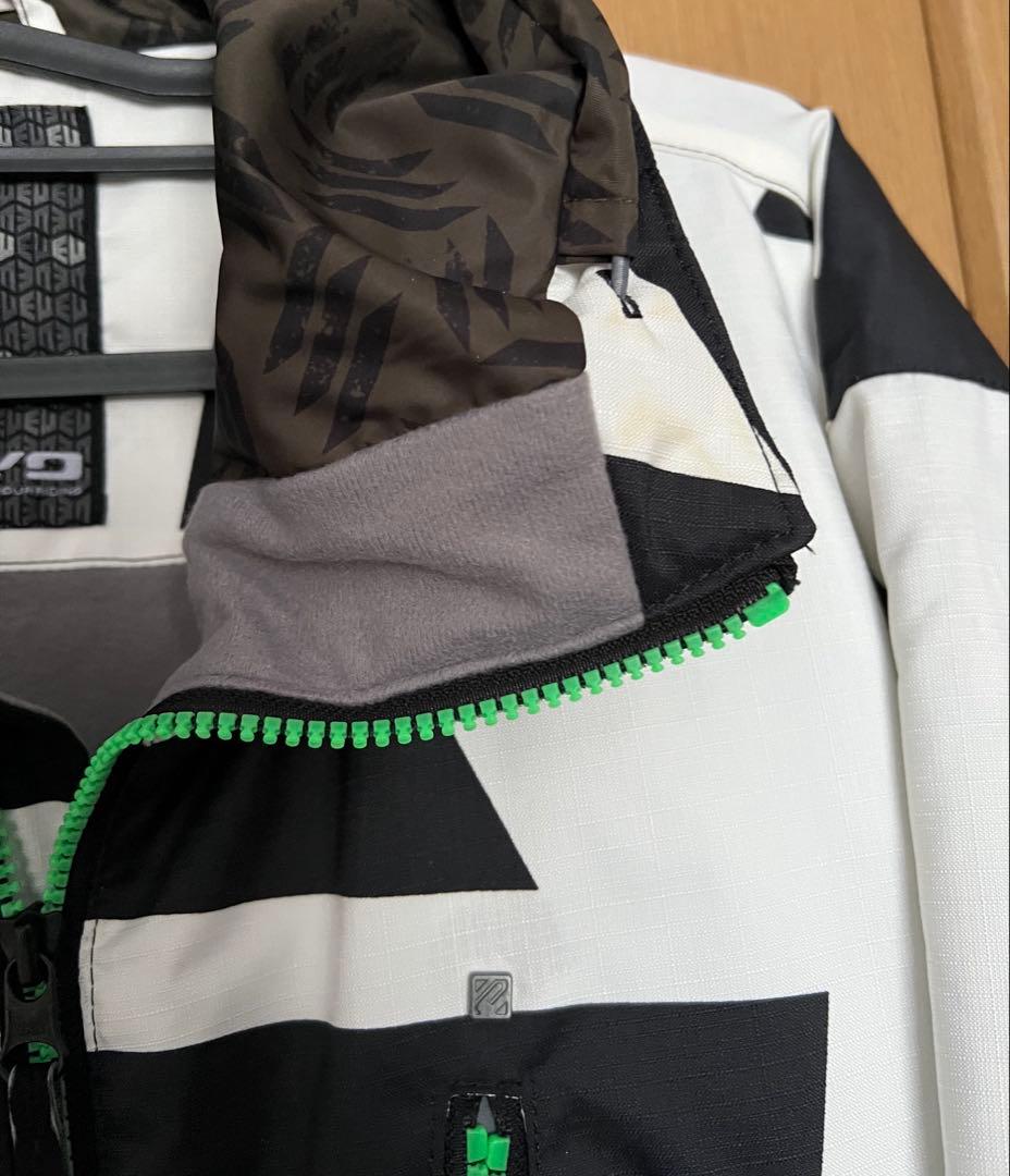 ご予約‼️中古美品⚫︎メンズ　スキー　スノボ　ウェア　ゴーグル　手袋　ベルト　7点