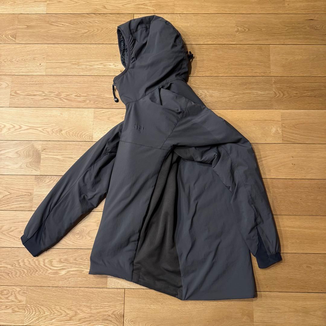 こ*な様 【Arc’teryx LEAF】アトムLTジャケット Gen1 M ウ