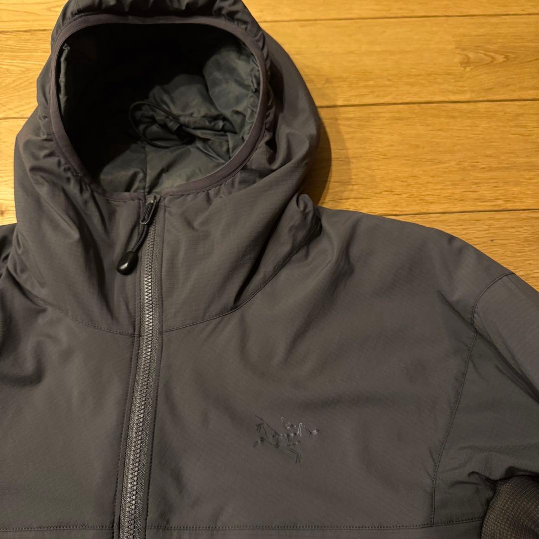 こ*な様 【Arc’teryx LEAF】アトムLTジャケット Gen1 M ウ