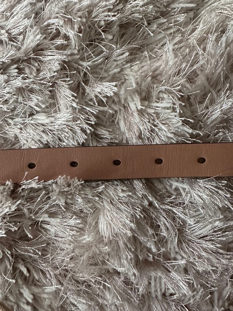 2022年銀座店購入　CDロゴピンクレザーベルト