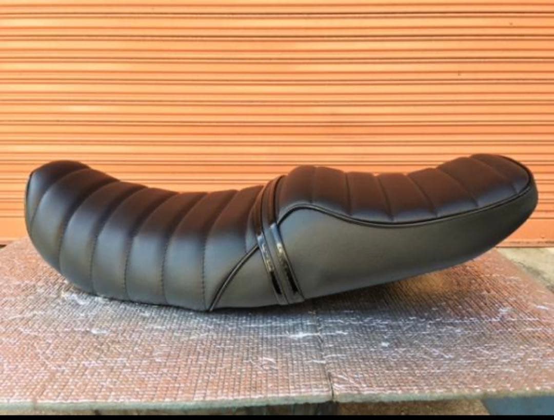 送料無料☆新品☆ゼファーχ用あんこ抜きタックロールシート☆完成品☆全年式対応☆