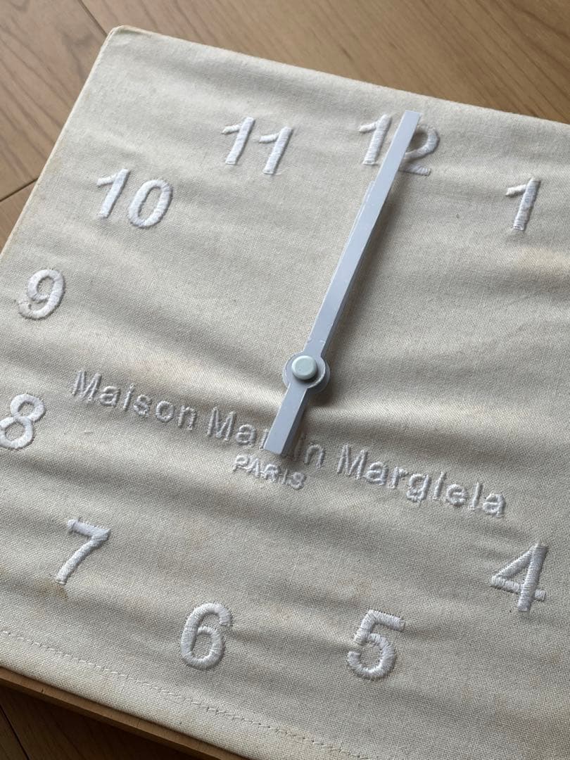 MAISON MARTIN MARGIELA 箱付き 動作確認済み 置時計
