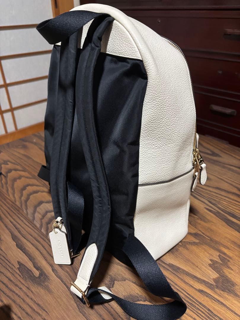 COACH ホワイトペブルドレザーリュック