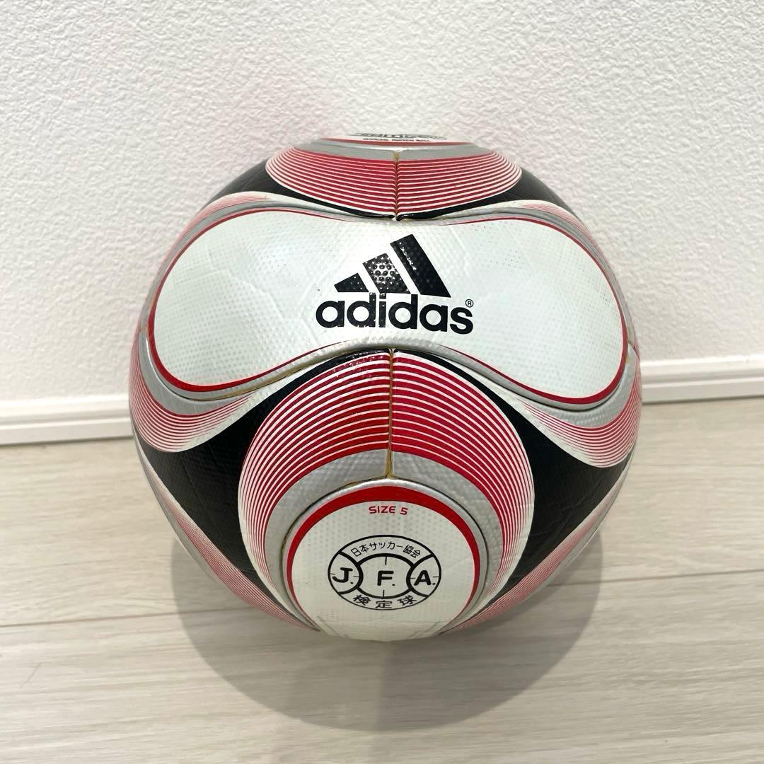 チームガイストii　adidas サッカーボール サイズ5
