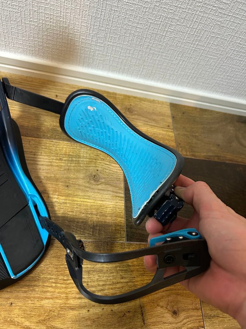 UNION スノーボードビンディング 黒/青