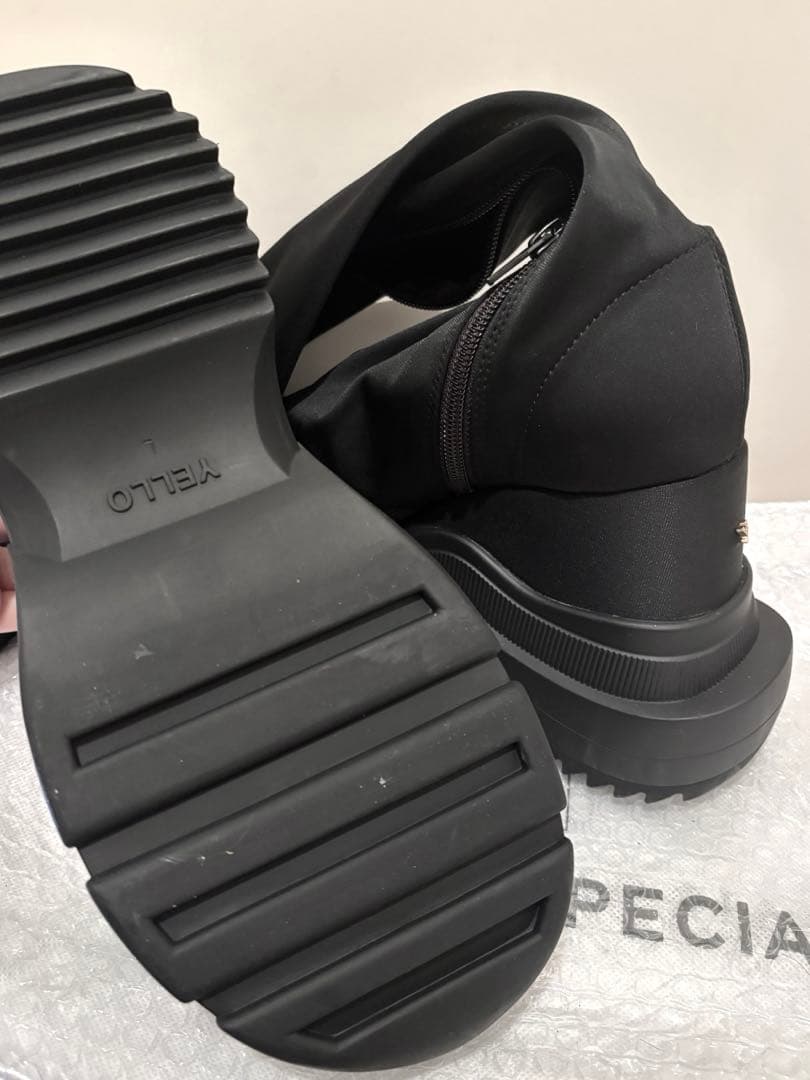 【YELLO】BLACK DOUBLE SNEAKER LONG BOOTS