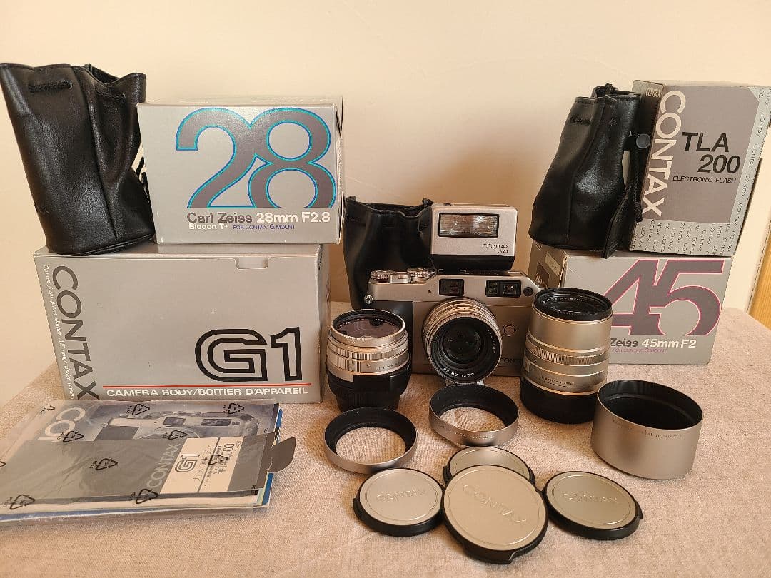 CONTAX G1ボディ、レンズ28㎜、45㎜、90㎜、ストロボTLA200