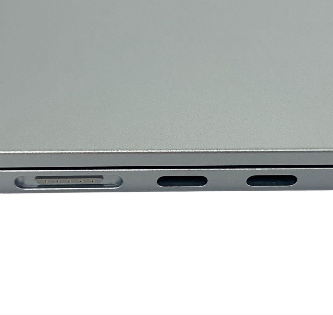 【充放電回数15回】Macbook Air 13インチ M4 スカイブルー 美品