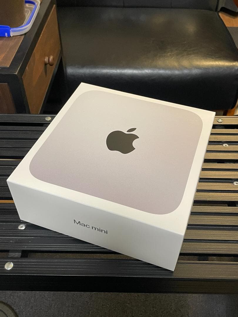 【ほぼ新品】Mac Mini M2 512GB + 新品シリコンカバー