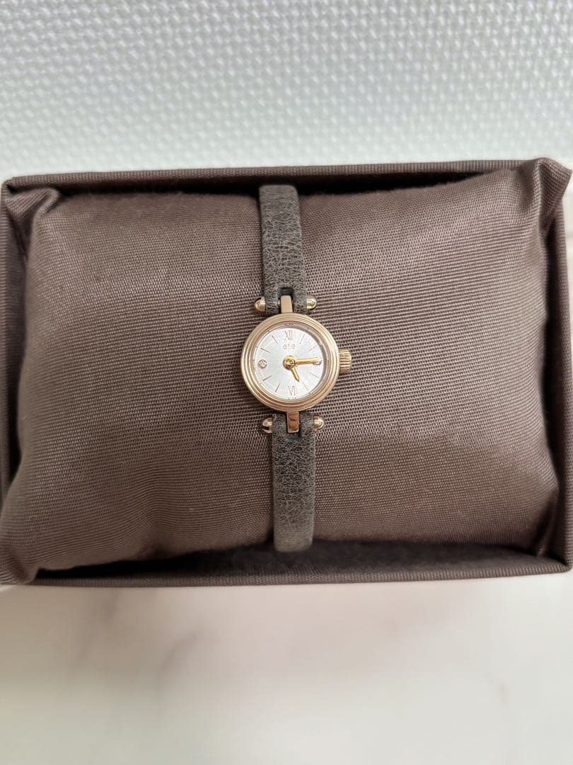 ete ダイヤモンド サークルフェイス ウォッチ