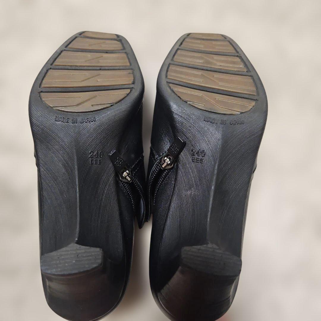 ビューフォート　ショートブーツ　24 EEE