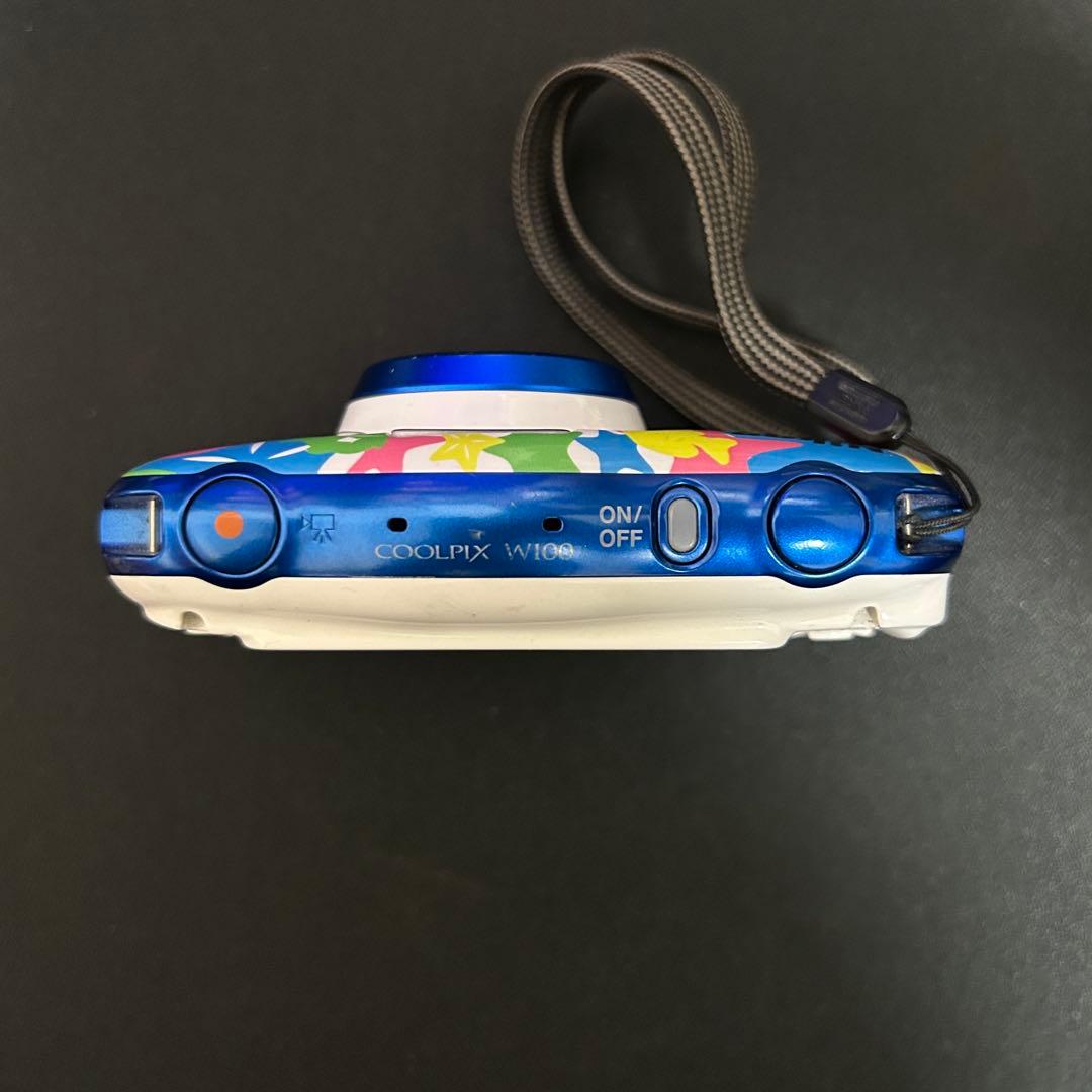 Nikon COOLPIX W100 カラフルデザイン