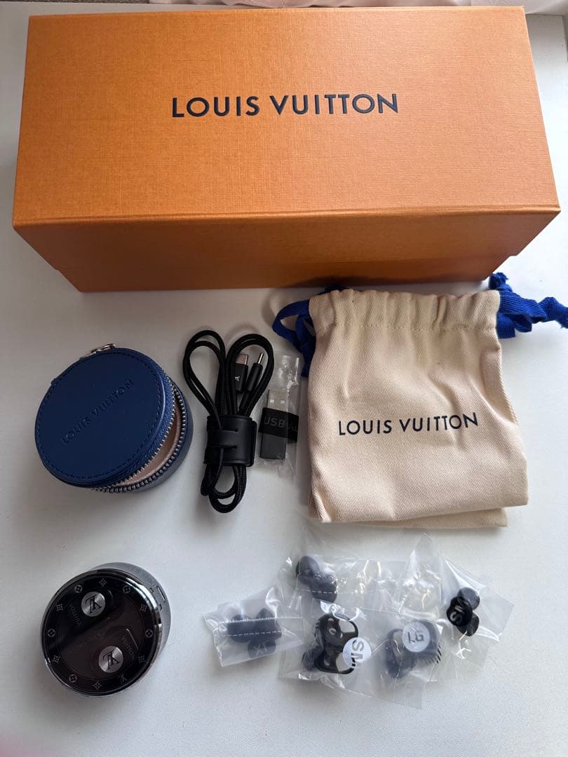 イヤホン Louis Vuitton Horizon Earphones