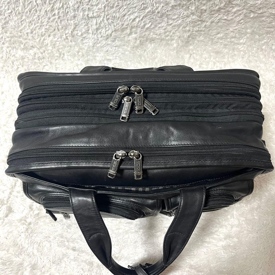 ✨希少✨TUMI T-Pass 3層式 オールレザー ビジネスバッグ ポーチ付き