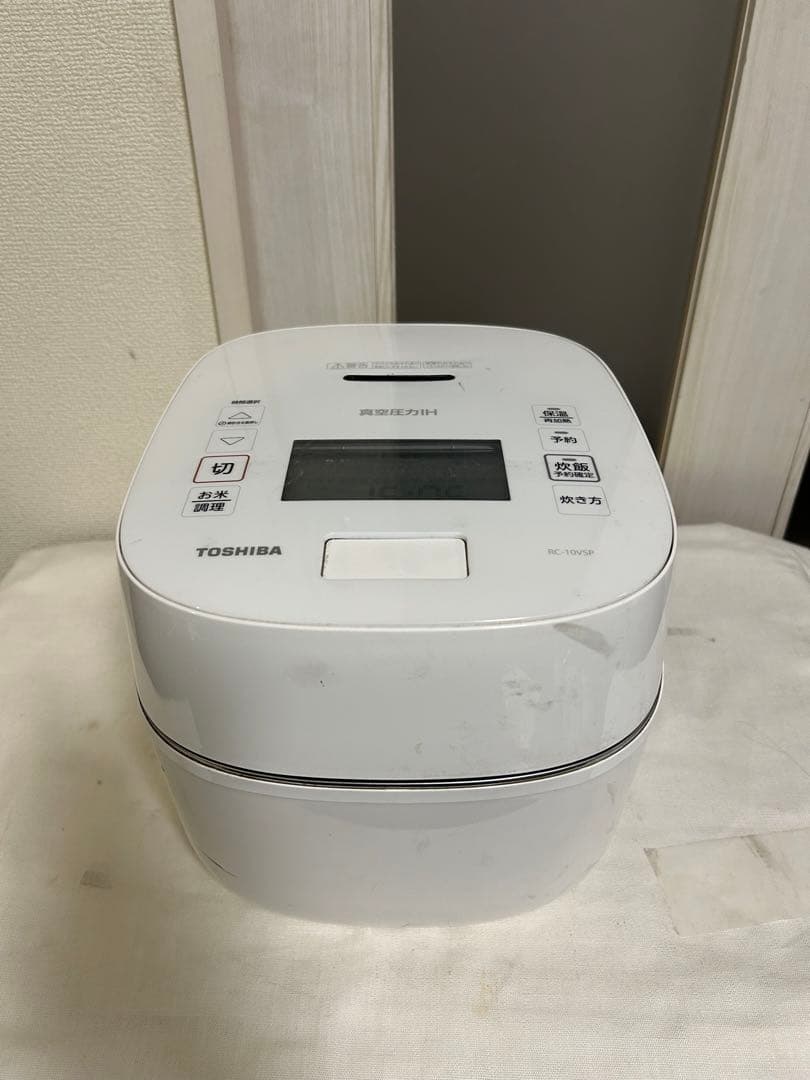 東芝 TOSHIBA 真空圧力IH炊飯器 RC-10VSP 2020年製