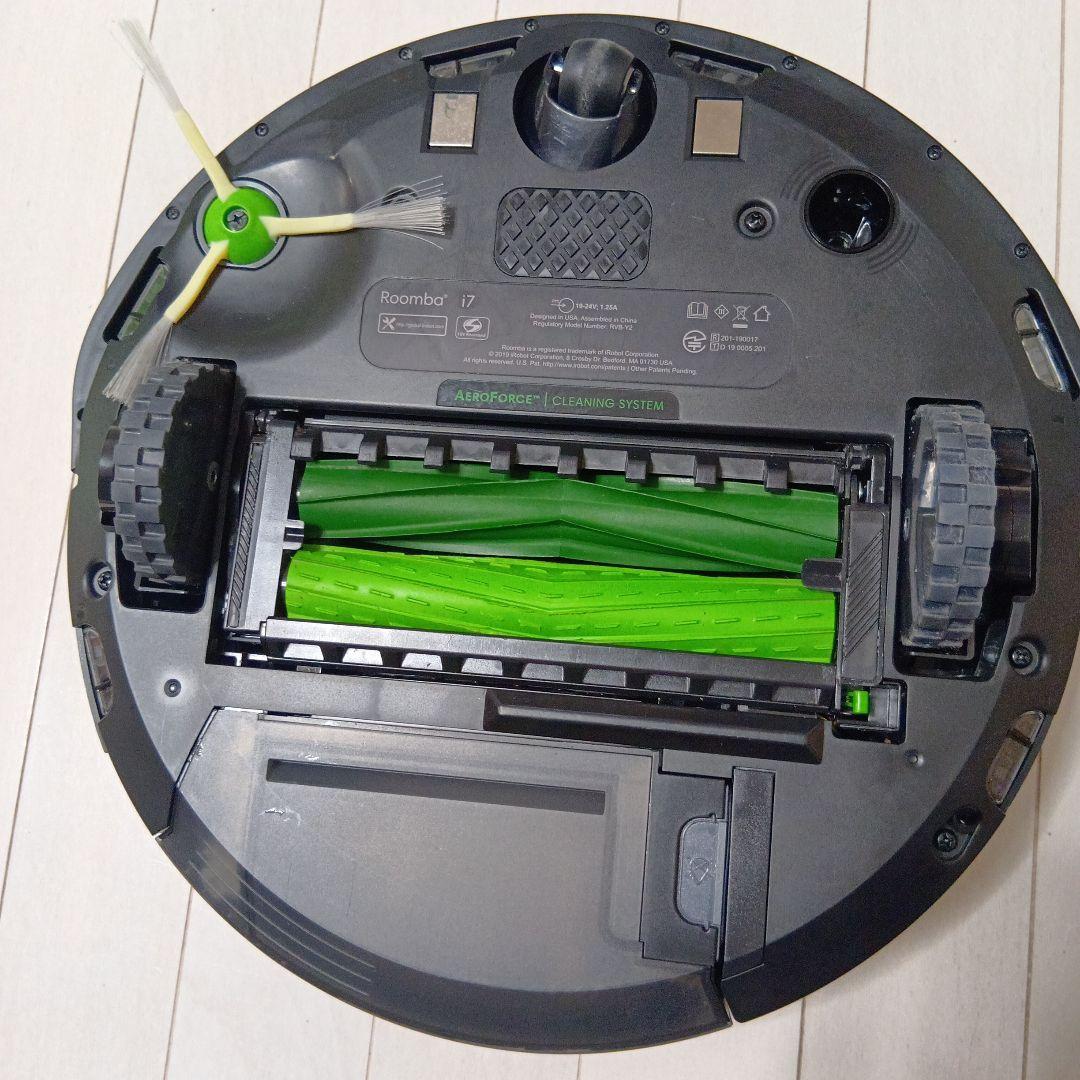 iRobot Roomba i7 (7150) 本体