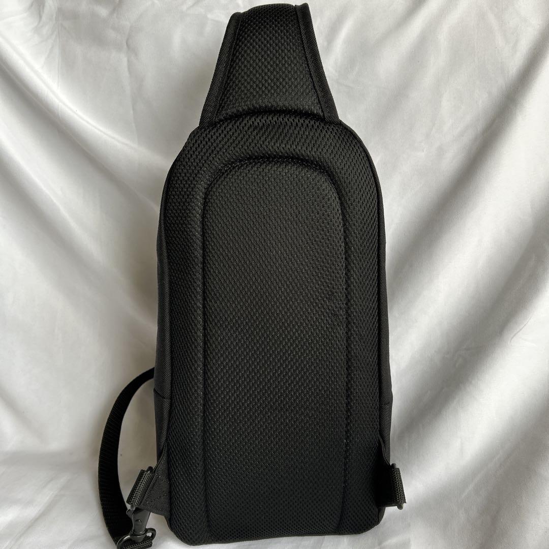 【極美品】マンハッタンポーテージ　JALオリジナル クロス ボディバッグ 黒