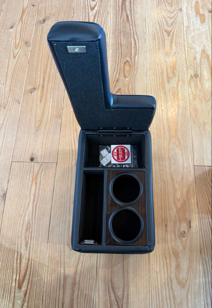 GDJ76W ランクル70再再販 アームレストコンソールボックス