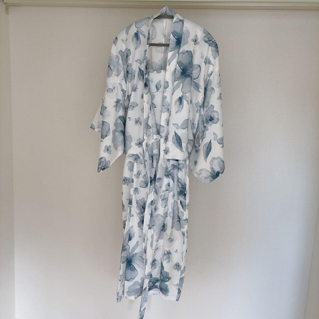 お買い得‼️5点セット2Way水彩花柄浴衣セット　浴衣　お祭り　水色白色