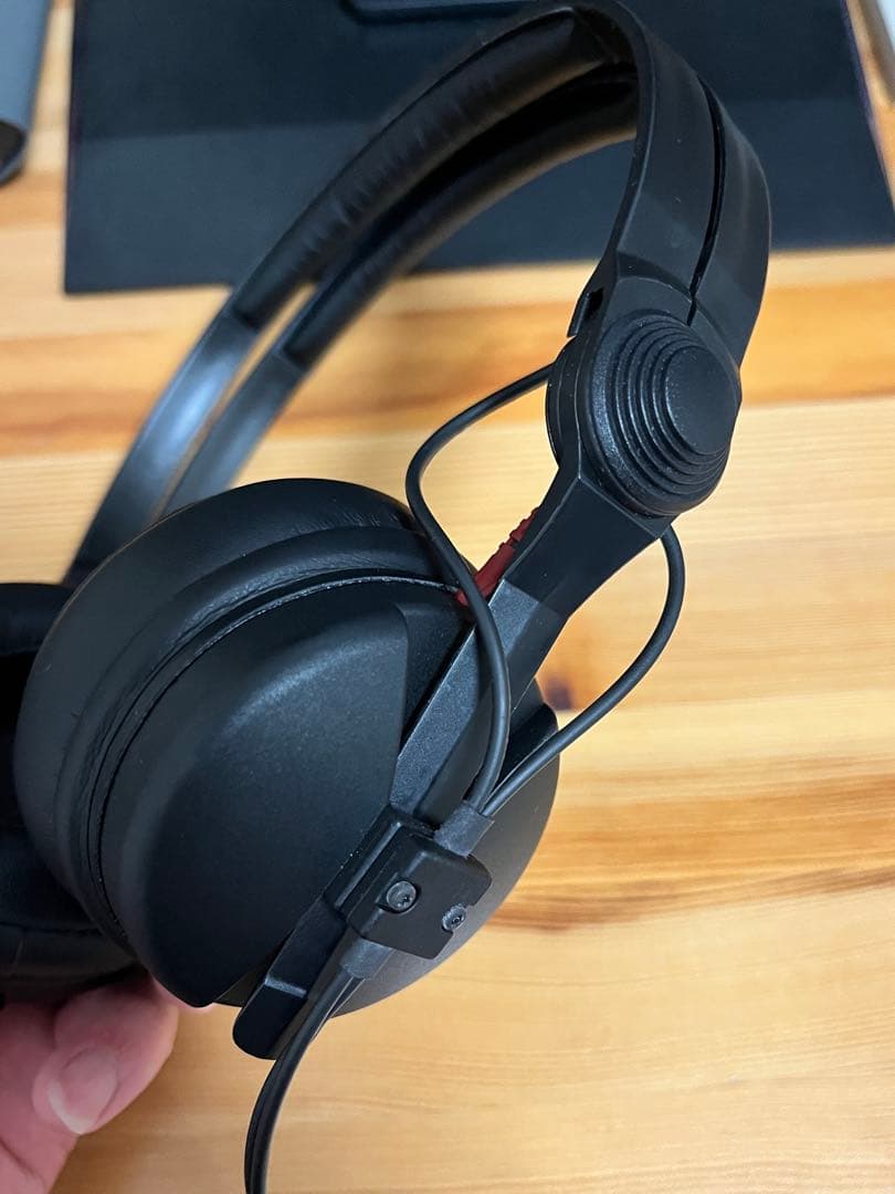 ヘッドホン Sennheiser HD25