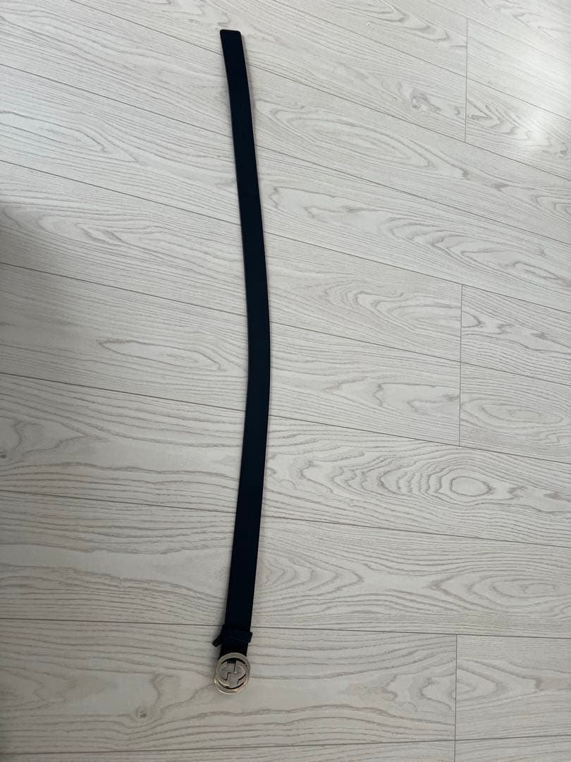 GUCCI ブラックレザー ベルト ダブルGロゴ564389