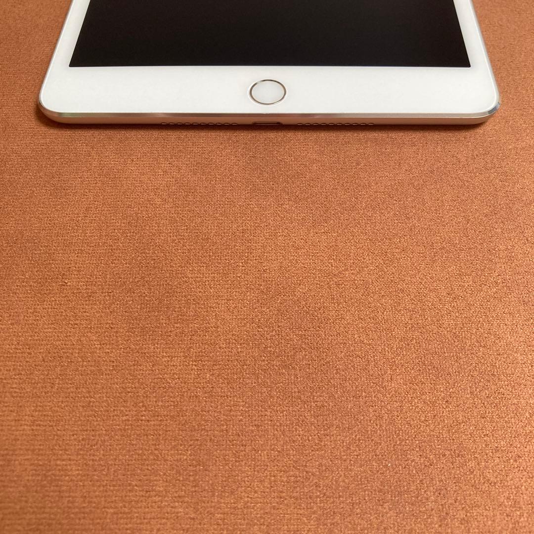 480 電池最良好☆iPad mini4 第4世代 16GB WIFIモデル☆
