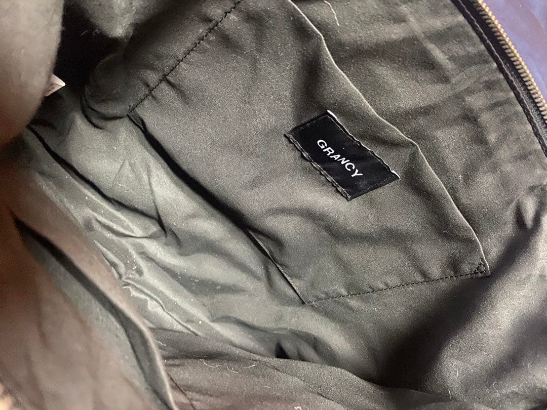 【美品】GRANCY クレイジーレイヤードデニムパンツデザインショルダーバッグ