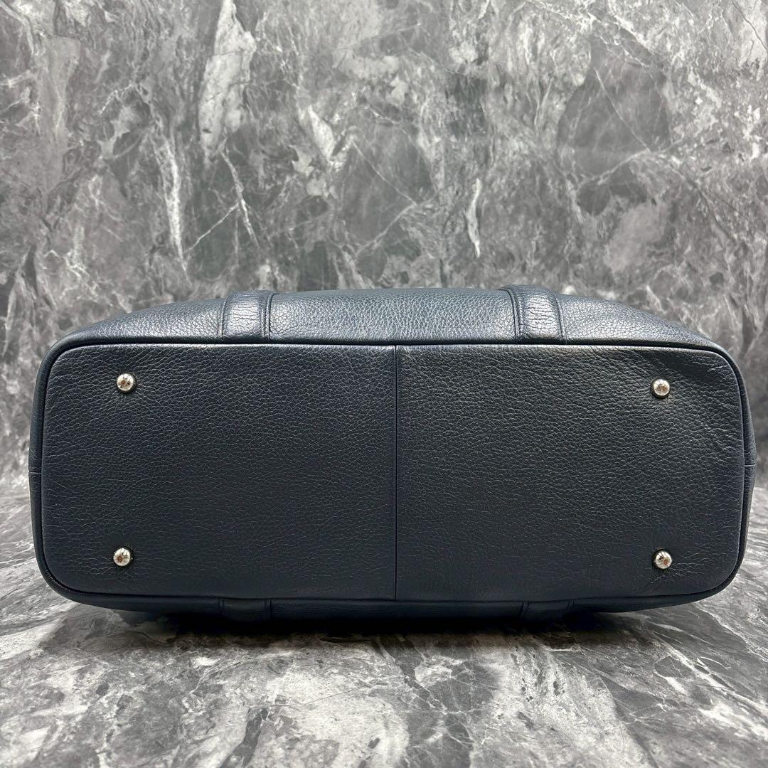 【人気】バーニーズニューヨーク トートバッグ レザー シボ革 ネイビー