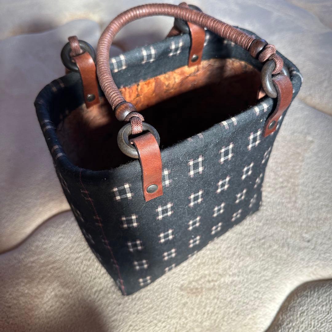 一閑張り　オシャレハンドル底鋲付き2点セット