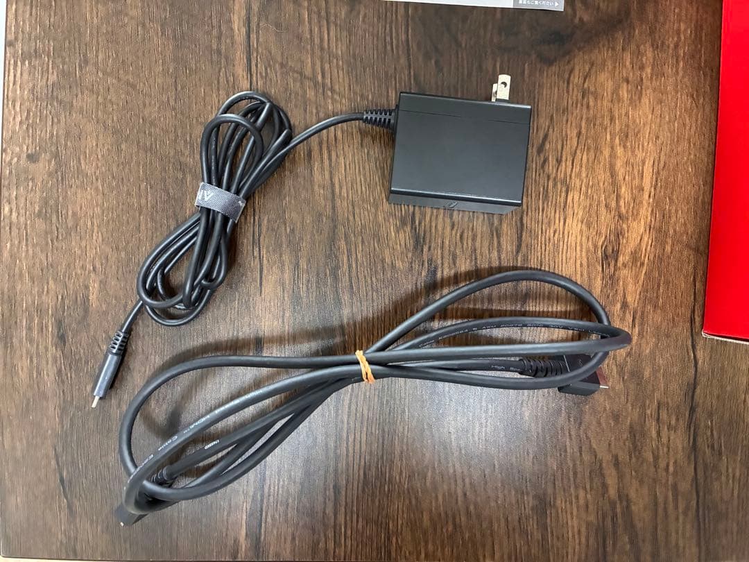 Nintendo Switch 赤/青 本体 + 付属品（おまけ付き）