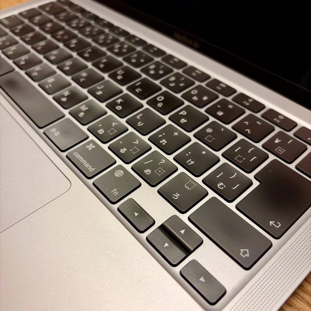 MacBook本体 MacBook Air (M1, 2020) 16GB/512GB