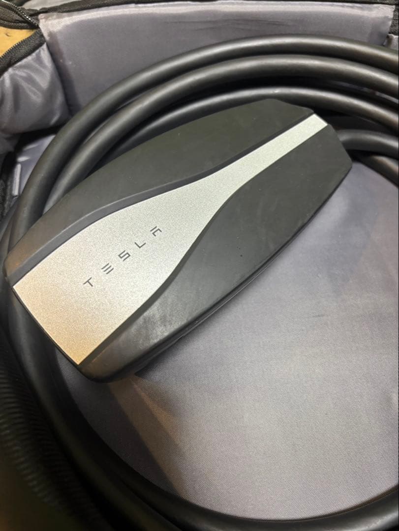 TESLA 充電ケーブル 収納ケース モバイルコネクター