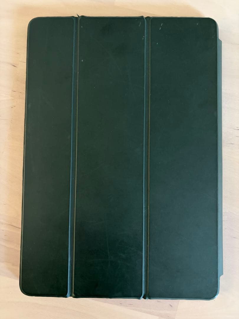 iPad (第8世代) スペースグレー 128GB + Smart Folio