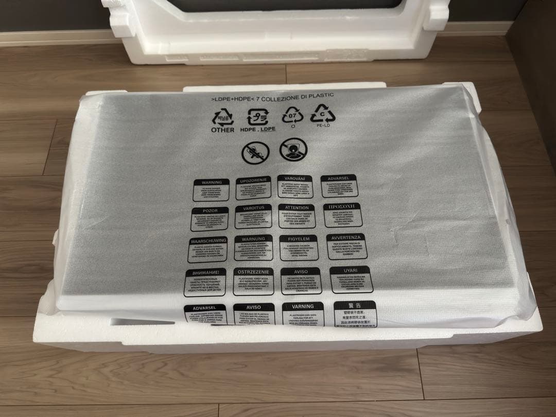 ASUS ROG STRIX XG27UCG-W 4K ゲーミングモニター