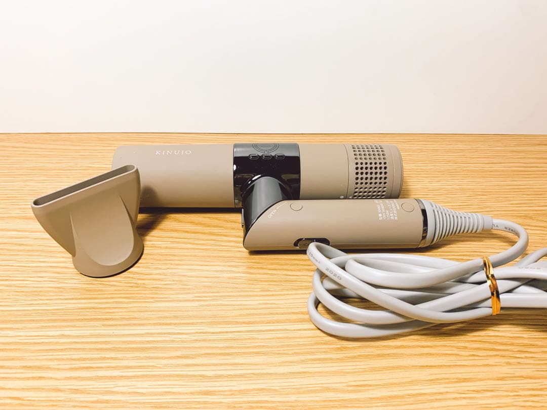 【美品✨】kinujo 絹女　キヌジョ　ドライヤー