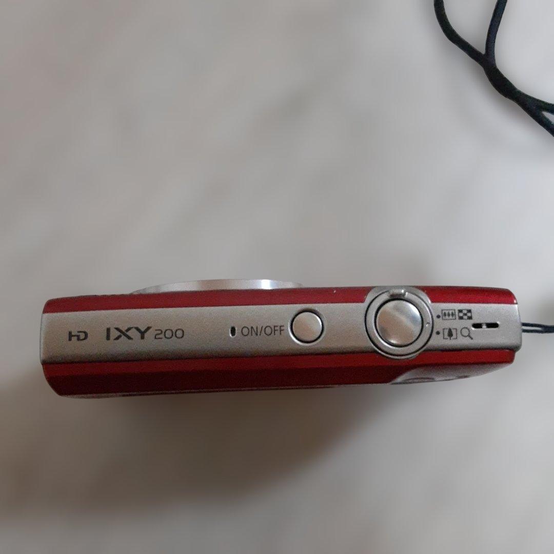 Canon　デジカメ　IXY200