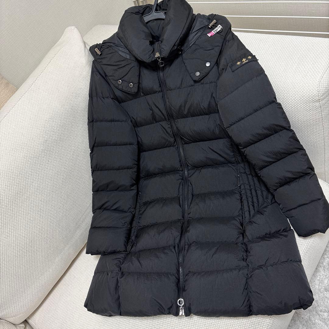 TATRAS ブラック ロングダウンジャケット　クリーニング済み