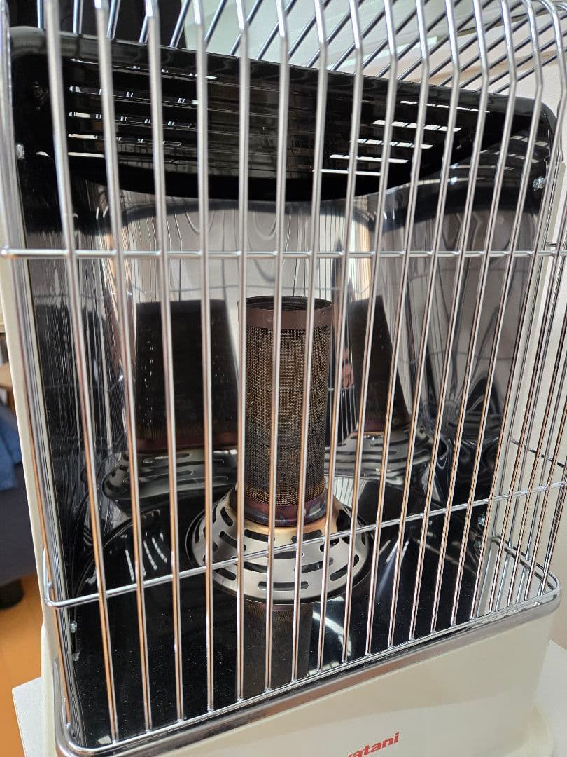 一度だけ使用 Iwatan デカ暖 カセットガスストーブ CB-STV-DKD