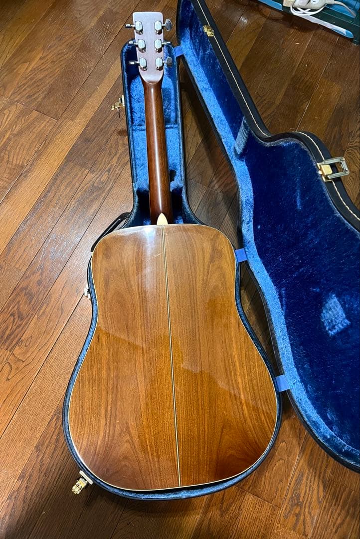 Morris モーリス アコースティックギター ハードケース付き