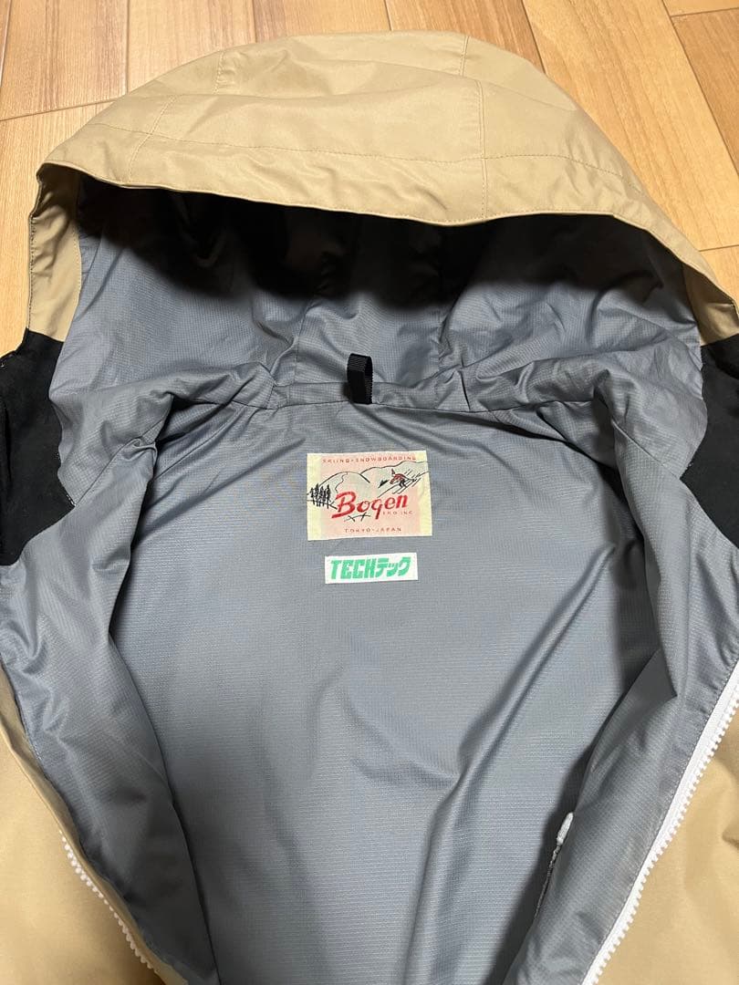 BOGENフード付きナイロンジャケット ベージュ