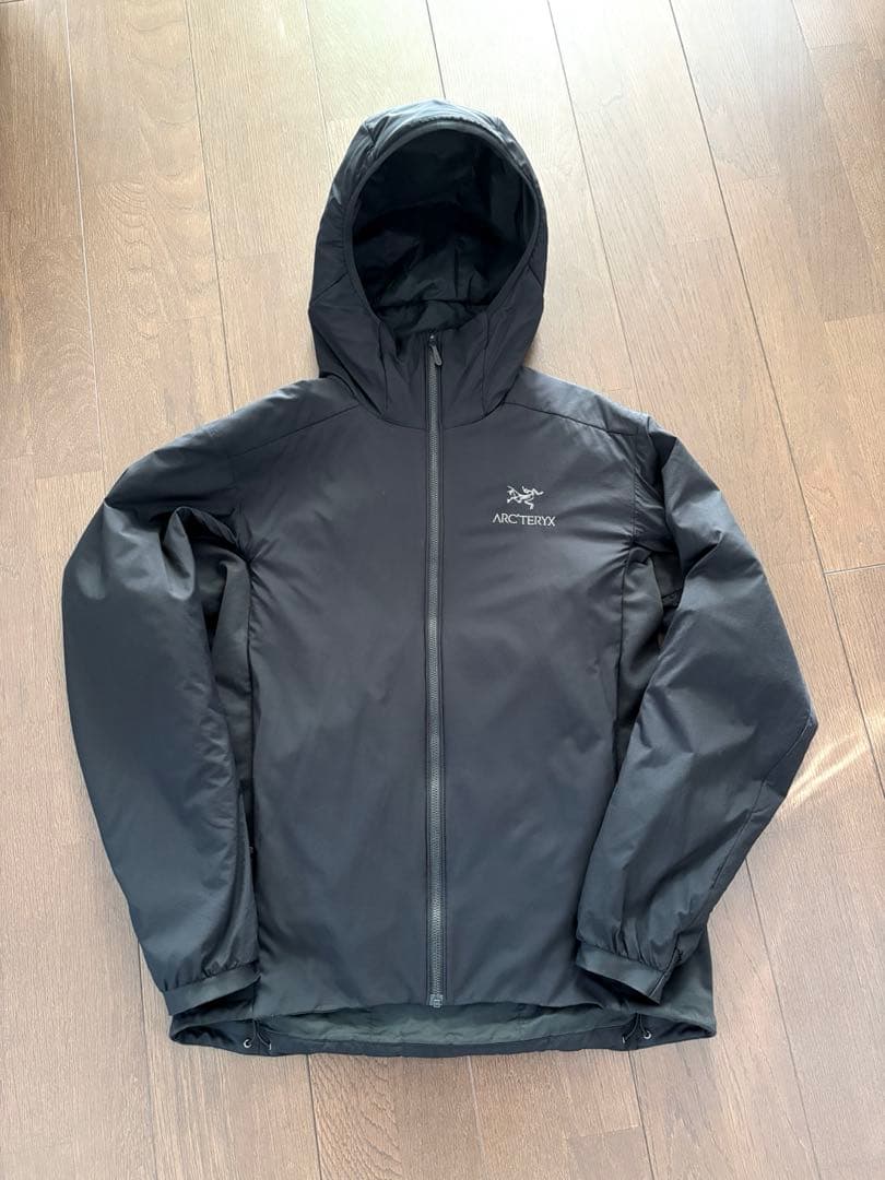 ARC'TERYX ブラック アトム　LT Mサイズ