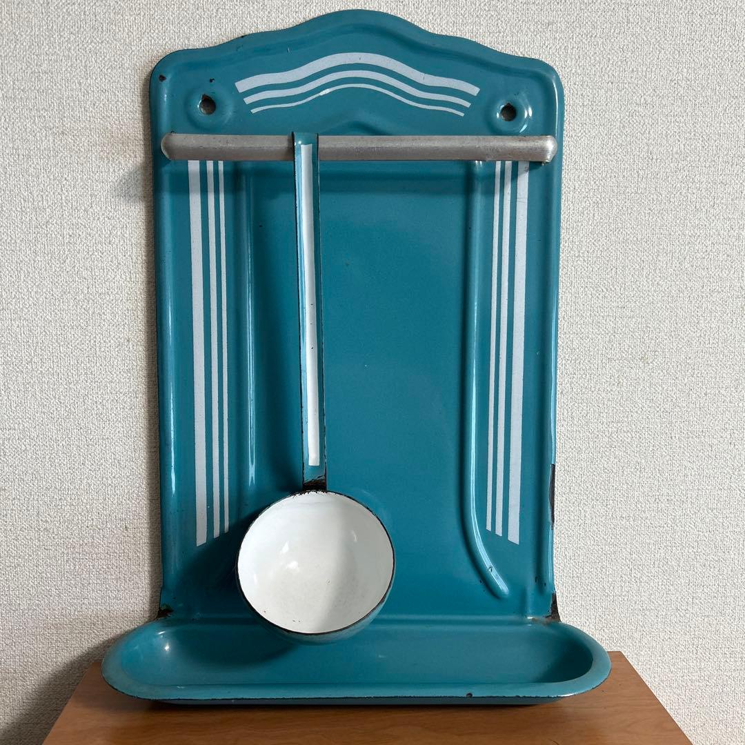 フランスアンティーク琺瑯青いストライプ模様レードルラック