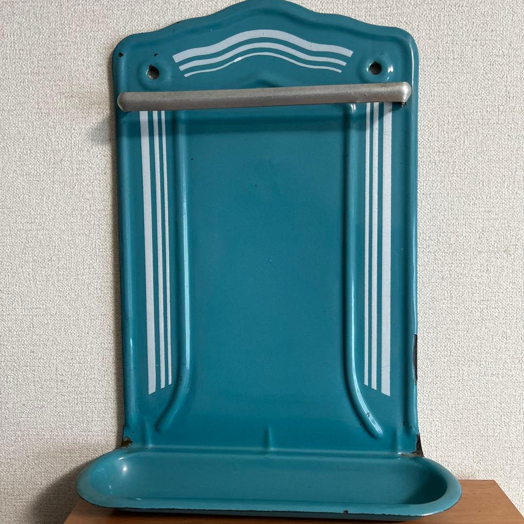 フランスアンティーク琺瑯青いストライプ模様レードルラック